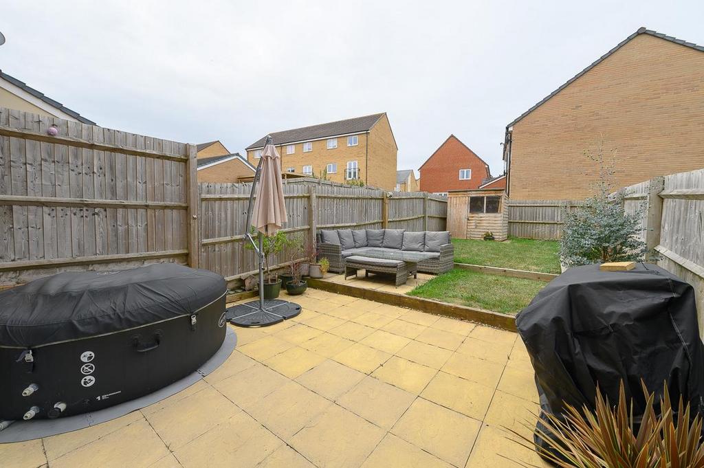 Rear garden .jpg