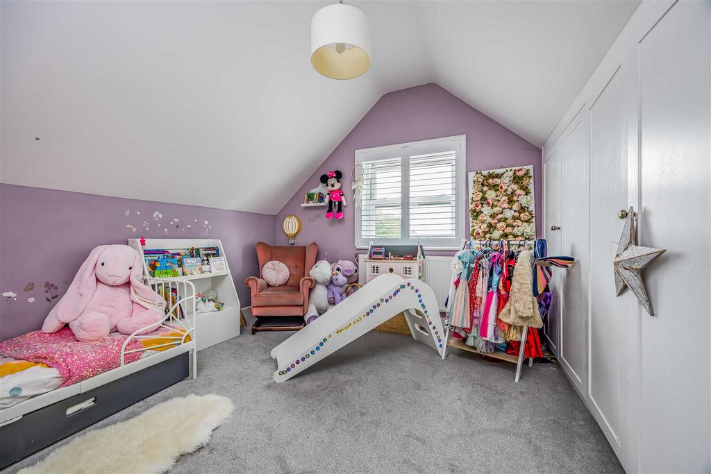 7 Hollow Lane, Hayling Island-Small-Portico Marketi