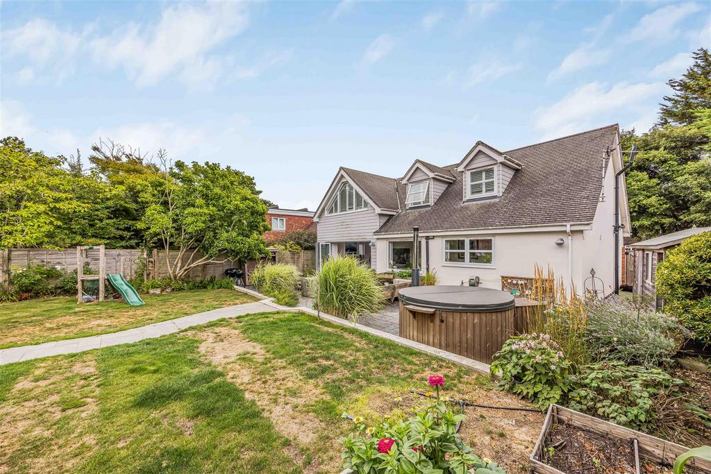 7 Hollow Lane, Hayling Island-Small-Portico Marketi