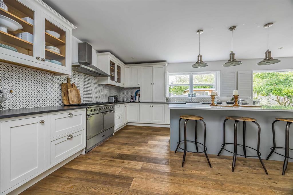 7 Hollow Lane, Hayling Island-Small-Portico Marketi