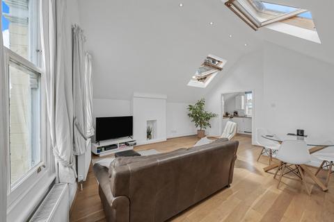 2 bedroom flat for sale, Kings Yard, Stanbridge Road, London
