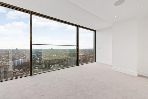 3 bedroom apartment for sale, Bollinder Place, Carrara Tower, EC1V