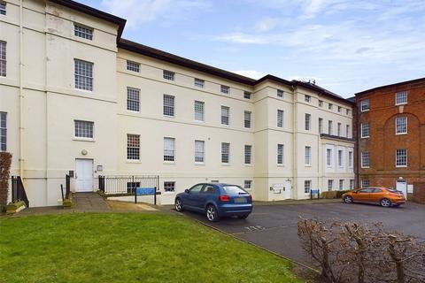 64 The Crescent, Gloucester, GL1 3LF