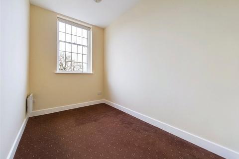 64 The Crescent, Gloucester, GL1 3LF