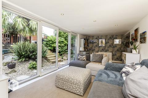 1 Blacksmiths Fold, Atherton, Manchester, M46 9DB