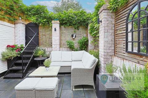 undefined, 81 High Street, Buntingford