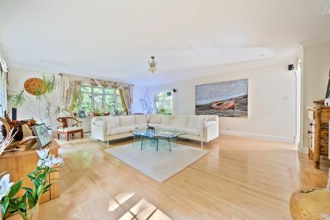 Coromandel Chelsfield Hill, Orpington, BR6 7SL