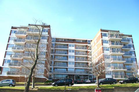 2 bedroom flat for sale, Embassy Lodge, Regents Park Road, N3