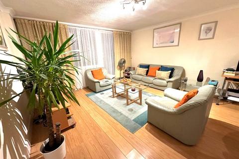 Embassy Lodge, Regents Park Road, N3
