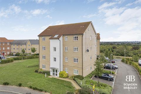 2 bedroom flat for sale, 1 Blackthorn Avenue, Chigwell