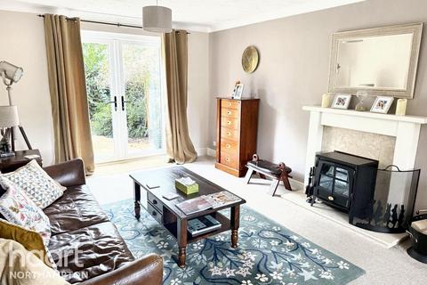 4 bedroom detached house for sale, Water Lane, Northampton