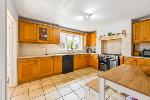 undefined, Hillbeck Grove, Middleton, Milton Keynes, MK10