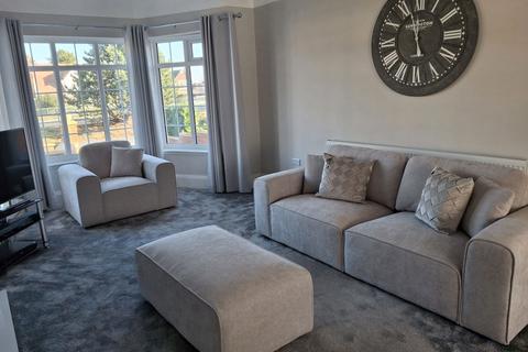 4 bedroom detached house to rent, Hastings Road, Southport PR8