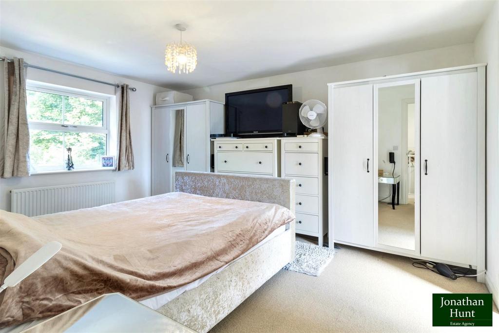 Principle bedroom