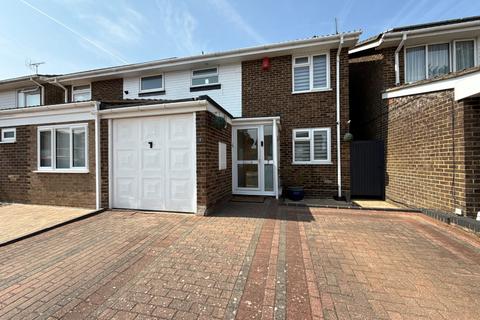 undefined, Campian Close, Dunstable LU6