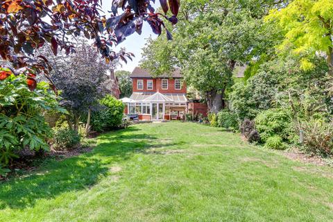 undefined, Chalkwell Avenue, Westcliff-on-Sea SS0