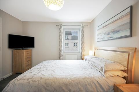 18 Bughtlin Market, Edinburgh, EH12 8XP