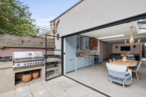 2 bedroom link detached house to rent, Pembroke Walk, London, W8