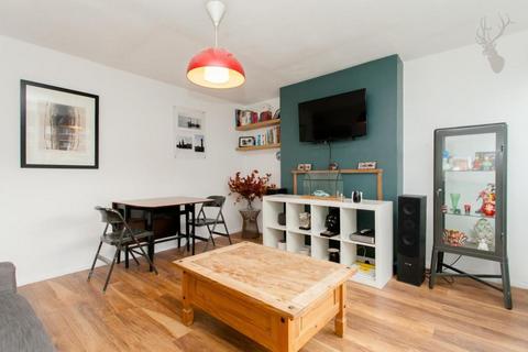 Flat 12, Louise De Marillac House Smithy Street, London, E1 3HP