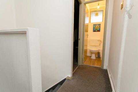 Flat 12, Louise De Marillac House Smithy Street, London, E1 3HP