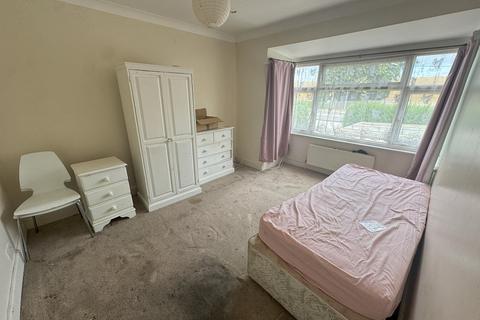 undefined, London Road, Ashford TW15