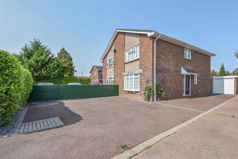 Blackmore Road, Kelvedon Hatch