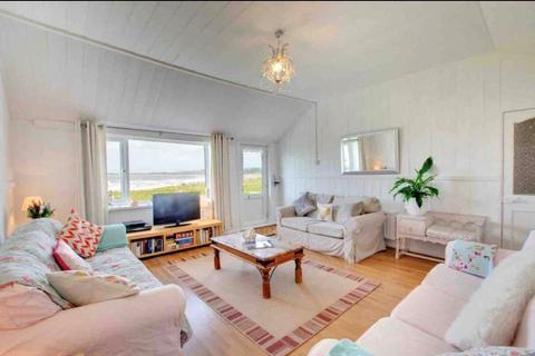 undefined, Ogmore-by-Sea, Bridgend, Mid Glamorgan, CF32