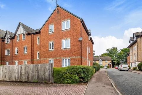 2 bedroom apartment for sale, Radnor House, Rembrandt Way, Reading, RG1 6QP
