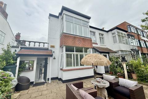 undefined, Lord Street, Southport PR9