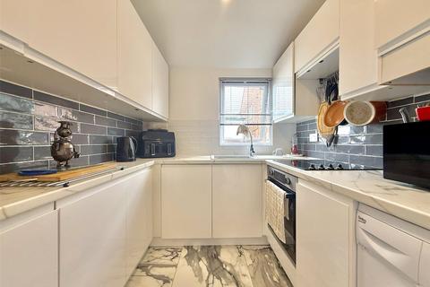 2 bedroom apartment to rent, GOLF OPEN 2026 - Lord Street, Southport PR9