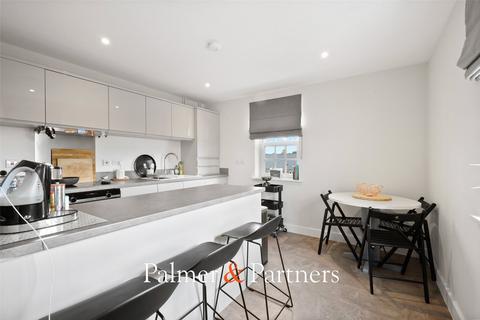 9 Carris Close, Colchester, CO4 6ED