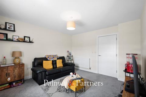 9 Carris Close, Colchester, CO4 6ED
