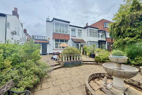 undefined, Lord Street, Southport PR9
