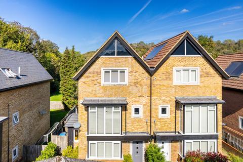 undefined, Roundburrow Close, Warlingham, CR6