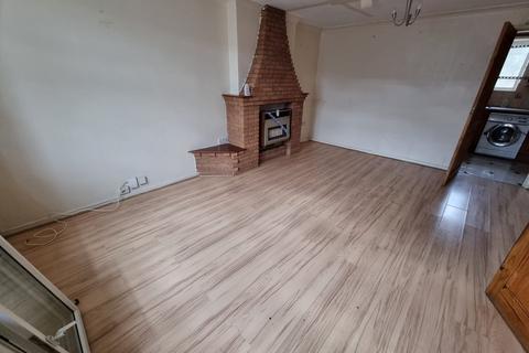 3 bedroom townhouse for sale, Eddystone Road, Leicester, LE5