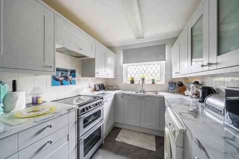 undefined, Woking,  Surrey,  GU21