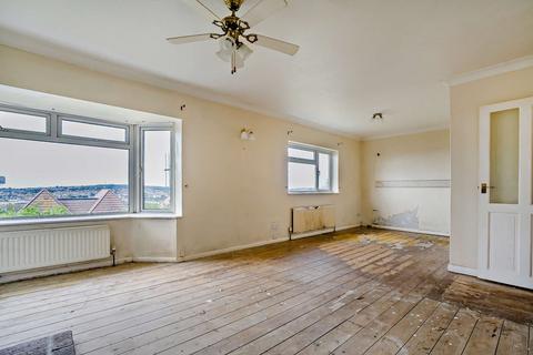 2 bedroom property for sale, Seaview Road, Newhaven, BN9