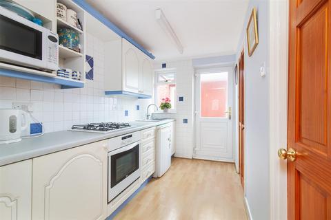 27 Abbots Way, Morpeth, NE61 2LY