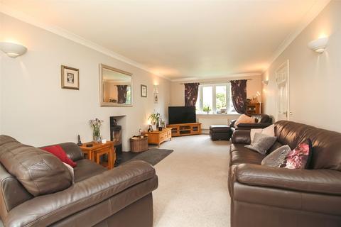 5 bedroom detached house for sale, Rowe Close, Bideford, EX39
