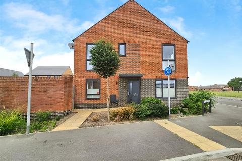 2 bedroom house for sale, Courageous Road, Lee-on-the-Solent, Hampshire