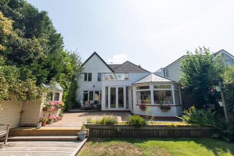 4 bedroom detached house for sale, Malthouse Lane, Solihull B94