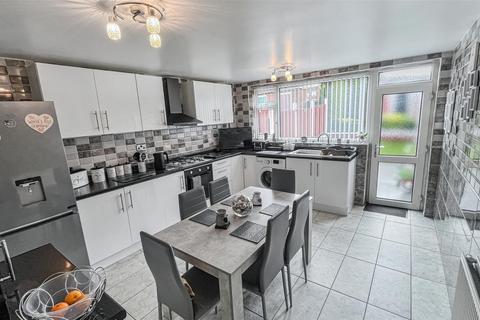 3 bedroom terraced house for sale, Bridge Croft, Birmingham B12