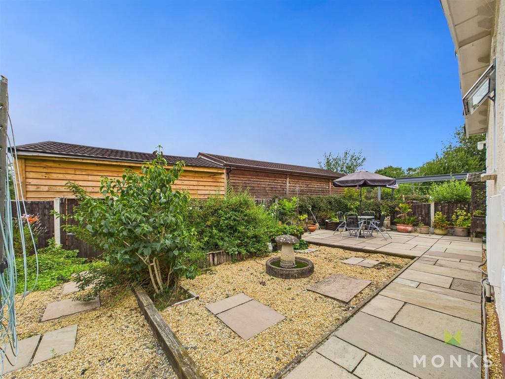 CAM01420 G0-PR0723-STILL028.jpg