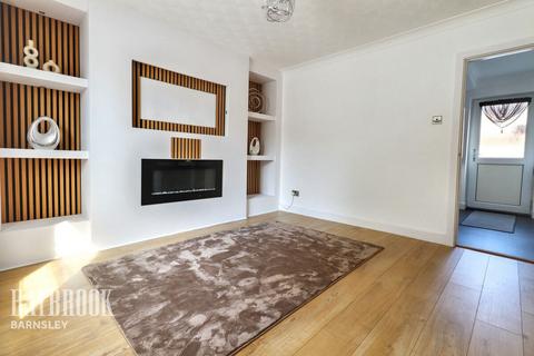 2 bedroom semi-detached house for sale, Cliffedale Crescent, Worsbrough