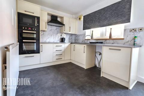 2 bedroom semi-detached house for sale, Cliffedale Crescent, Worsbrough