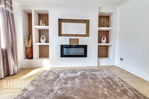 2 bedroom semi-detached house for sale, Cliffedale Crescent, Worsbrough