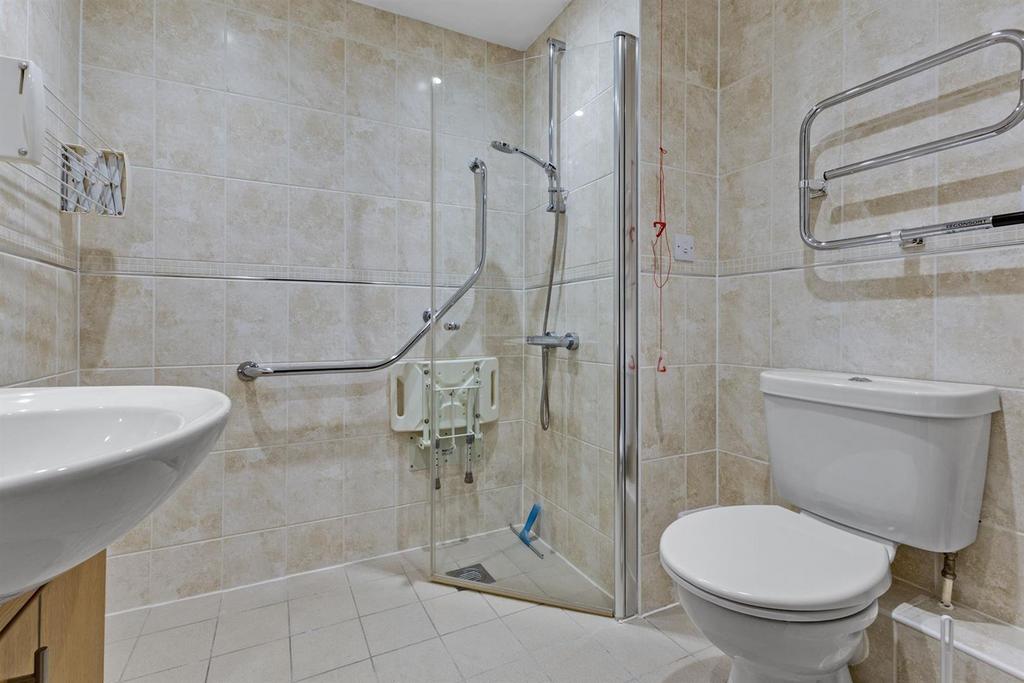 06-2218 CH 22 CRAYSHAWCOURT RG48 EQ MCS83865 -28-medi
