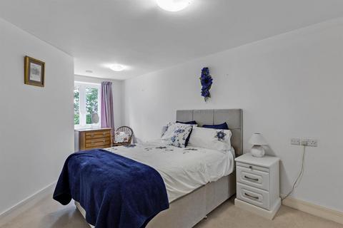 undefined, Crayshaw Court, Abbotsmead Place, Caversham, Reading