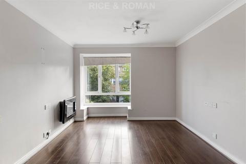 1 bedroom retirement property for sale, Kingston Road, New Malden KT3