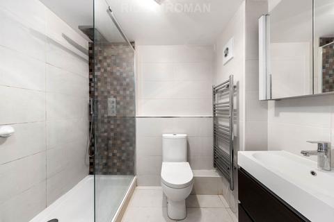 1 bedroom retirement property for sale, Kingston Road, New Malden KT3